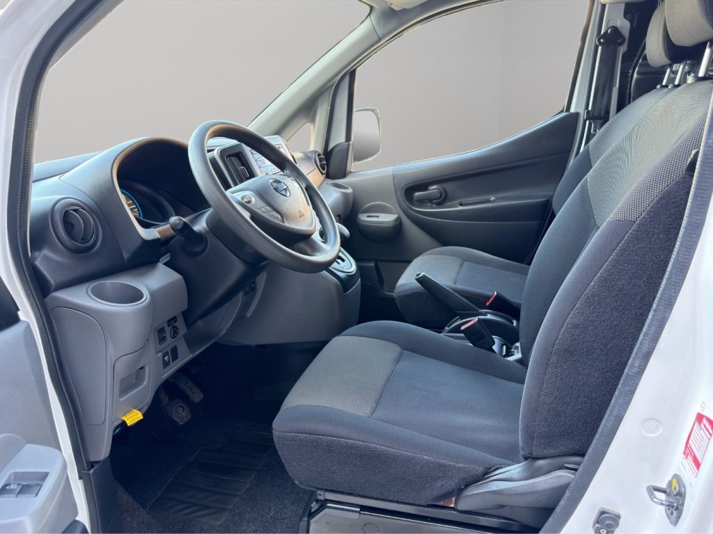 NISSAN e-NV200 EV Van - 7