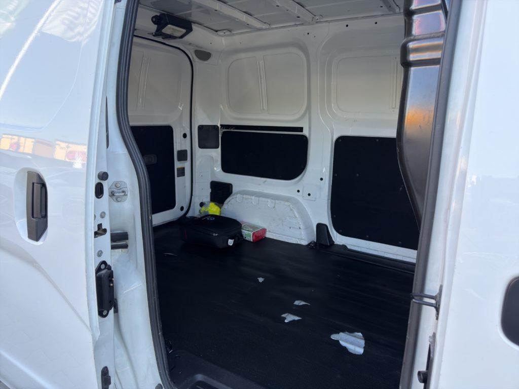 NISSAN e-NV200 EV Van - 8