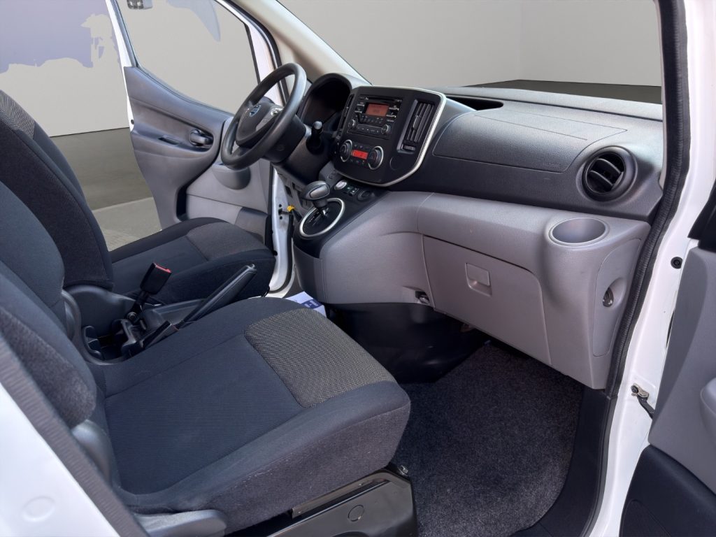 NISSAN e-NV200 EV Van - 9