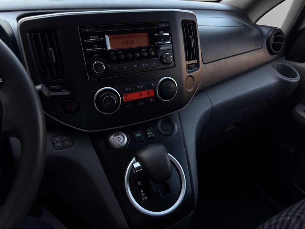 NISSAN e-NV200 EV Van - 13