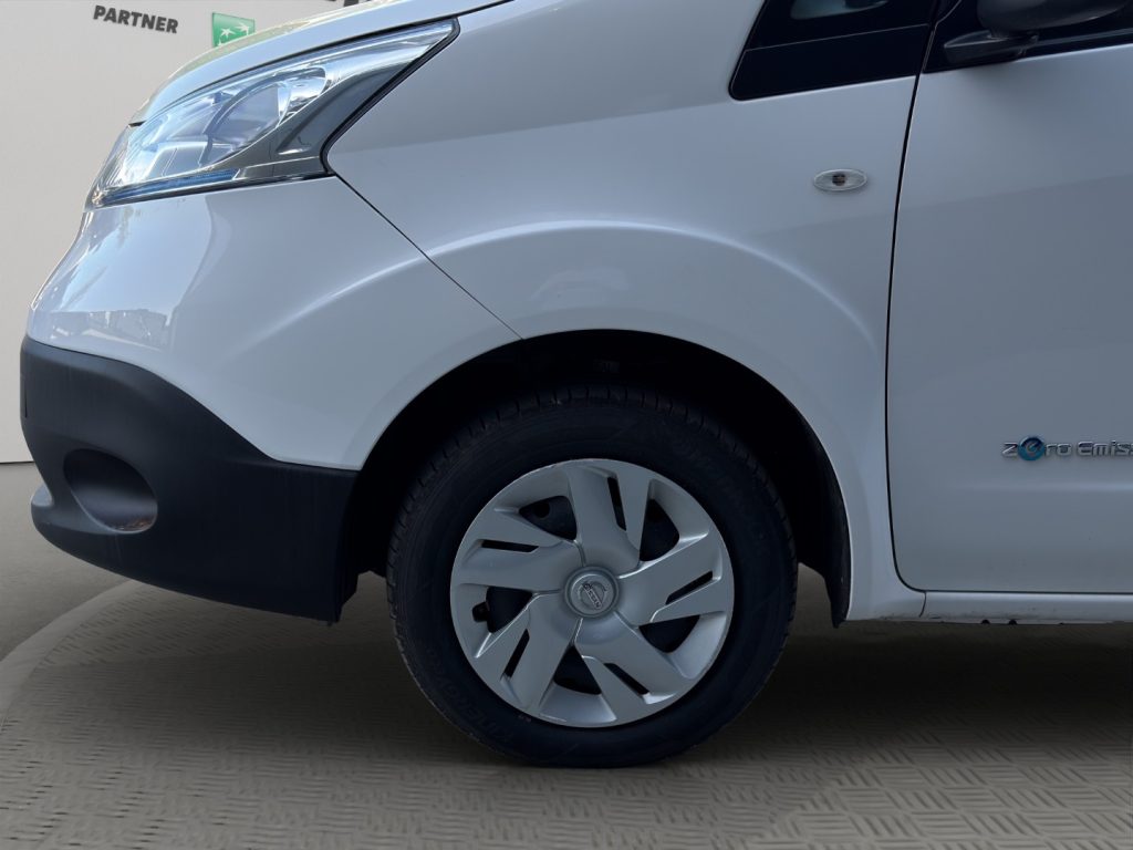 NISSAN e-NV200 EV Van - 19