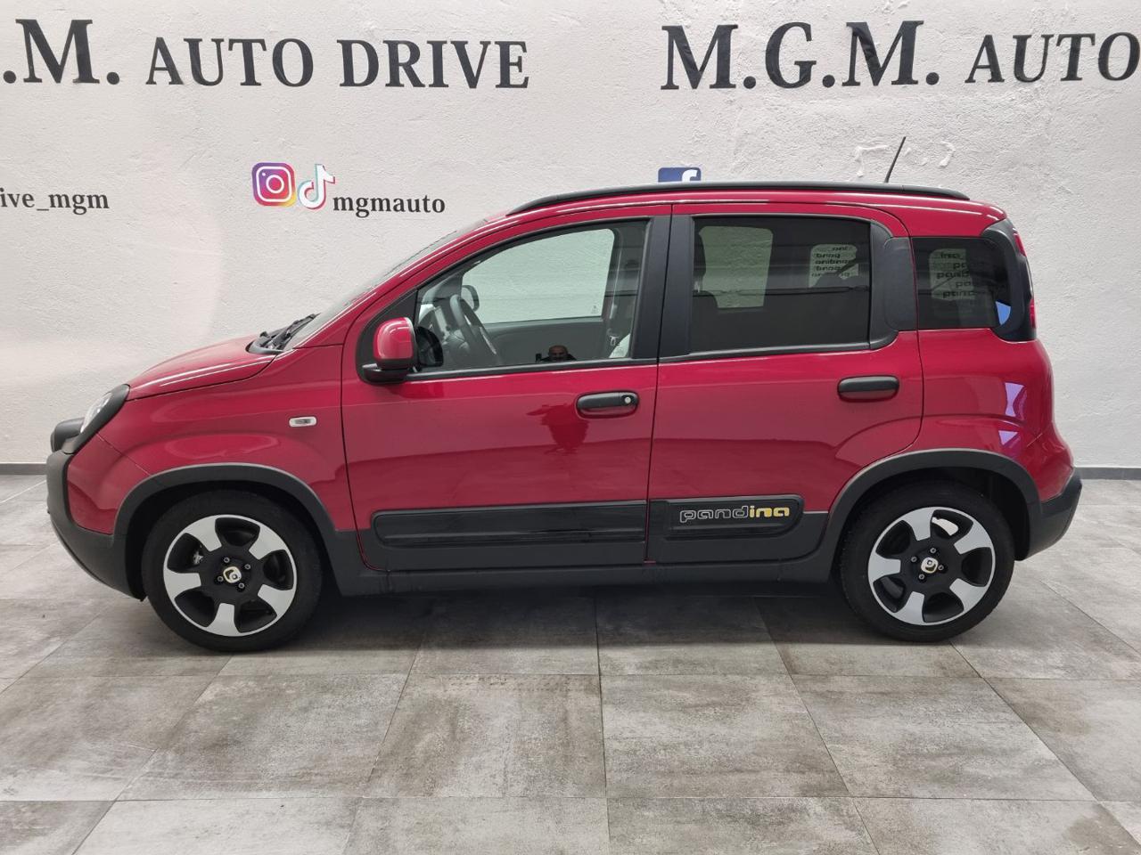 FIAT Panda 1.0 FireFly S&S Hybrid Pandina - 2