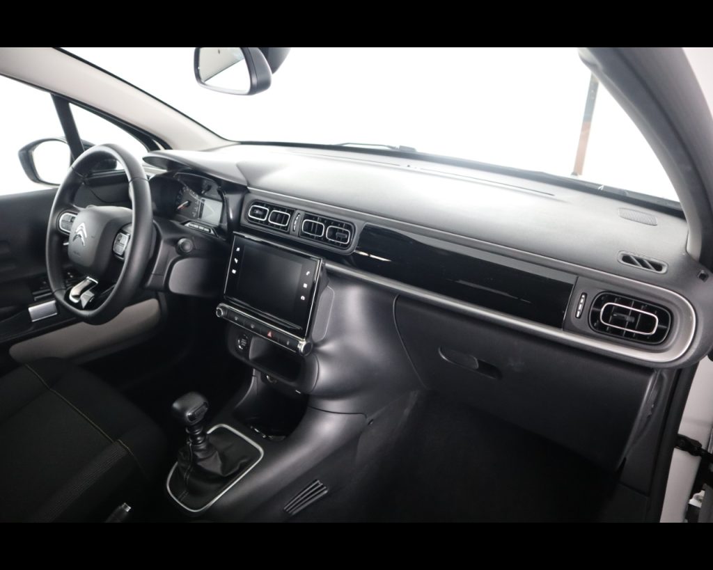 CITROEN C3 III 2017 -  1.2 puretech Max s&s 110cv - 16