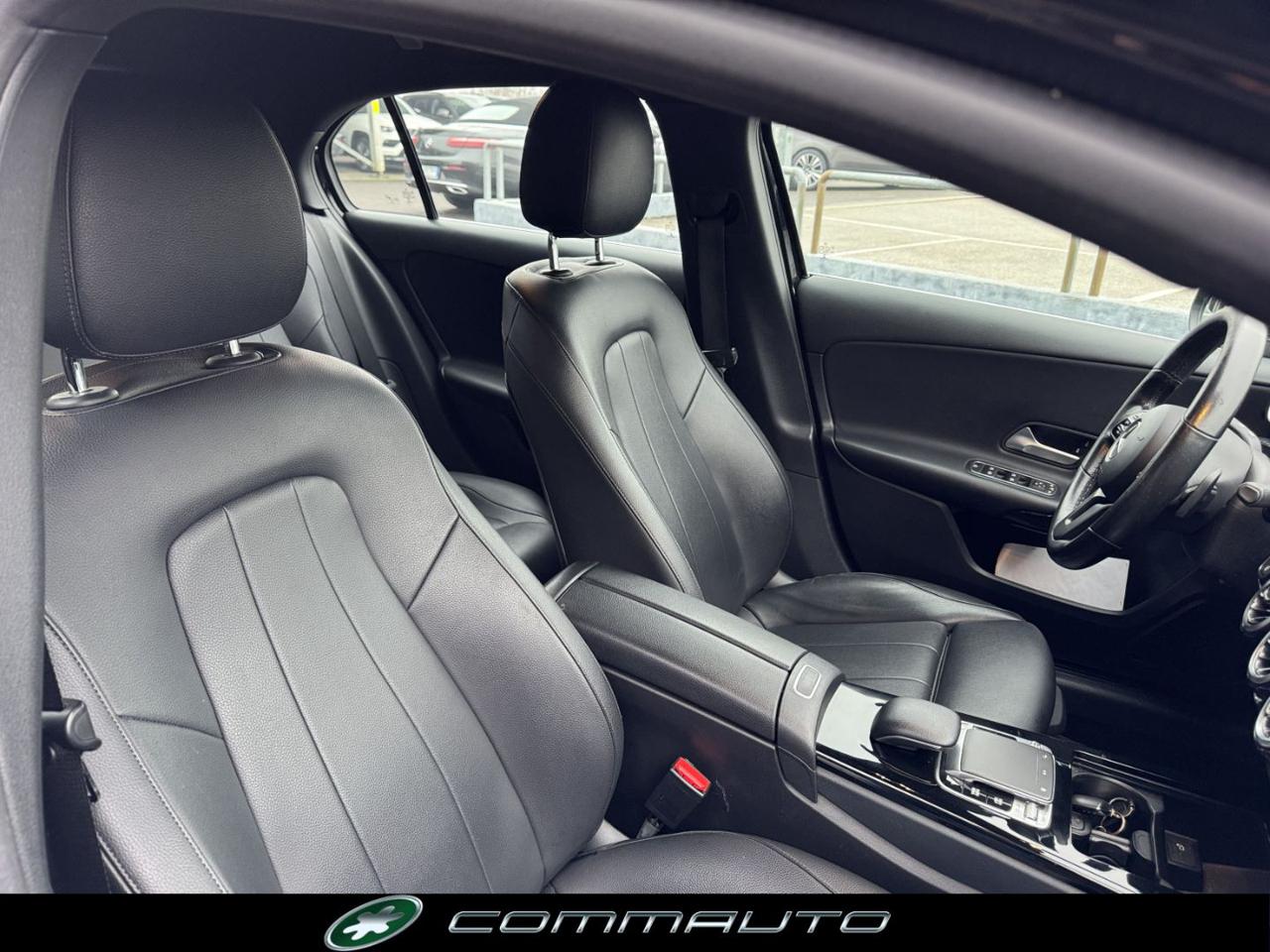 MERCEDES-BENZ A 180 d Automatic Business - 27