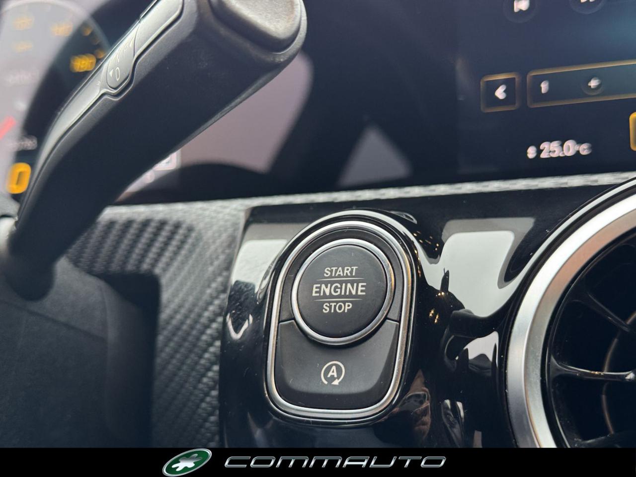 MERCEDES-BENZ A 180 d Automatic Business - 19