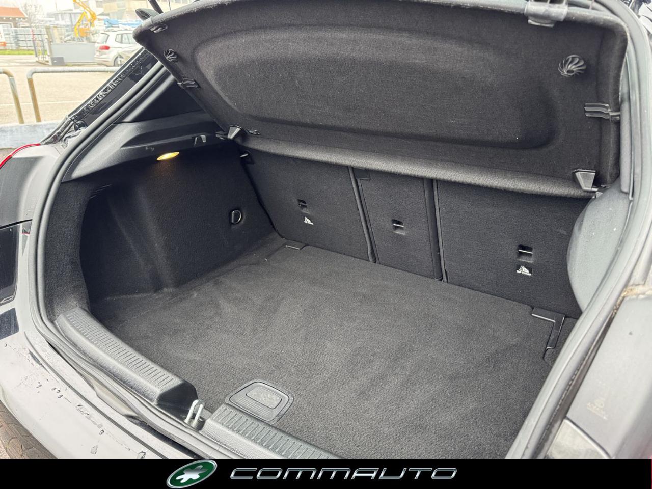 MERCEDES-BENZ A 180 d Automatic Business - 30