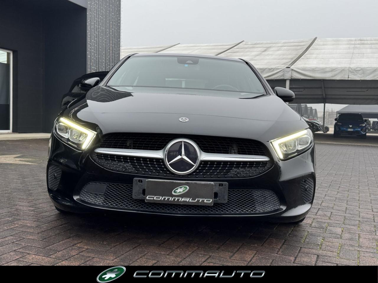 MERCEDES-BENZ A 180 d Automatic Business - 2