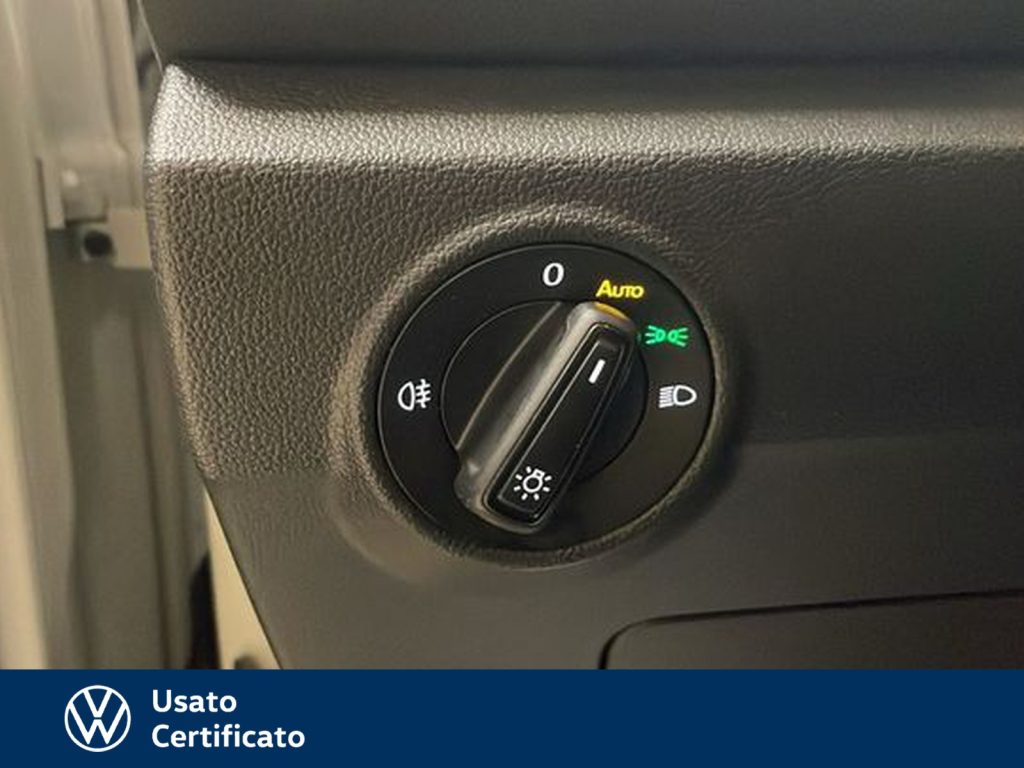 VOLKSWAGEN T-Roc 2.0 tdi life 115cv - 15