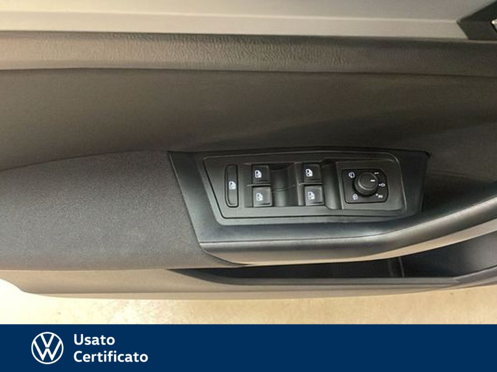 VOLKSWAGEN T-Roc 2.0 tdi life 115cv - 16