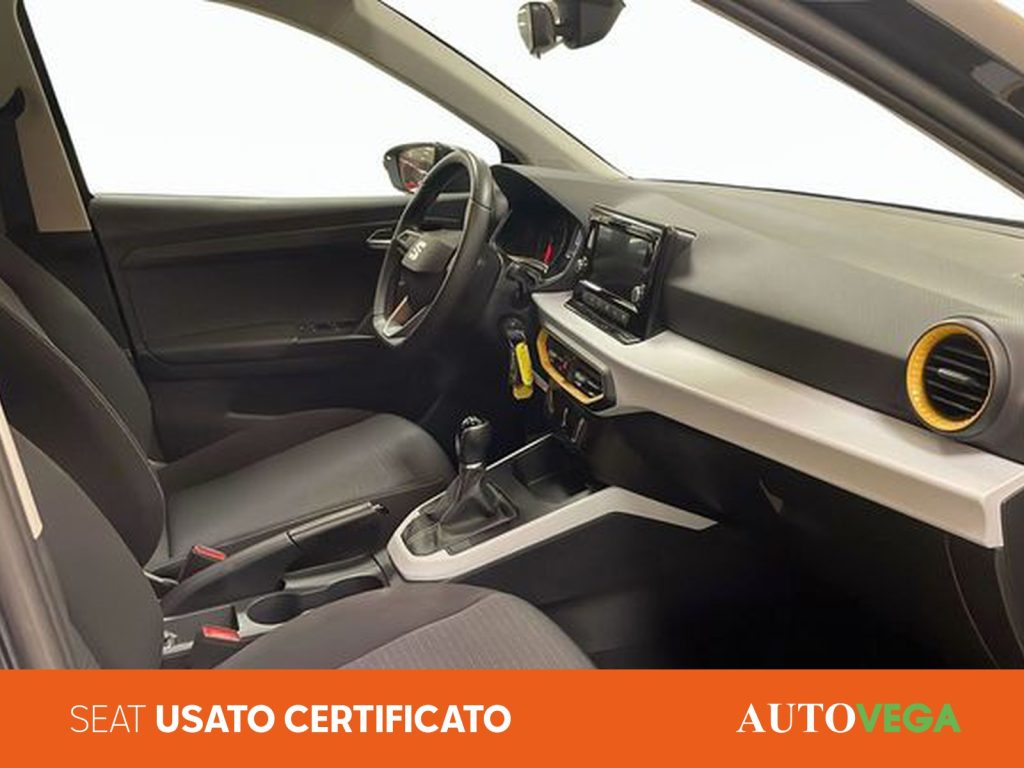 SEAT Arona 1.0 ecotsi style 110cv - 6