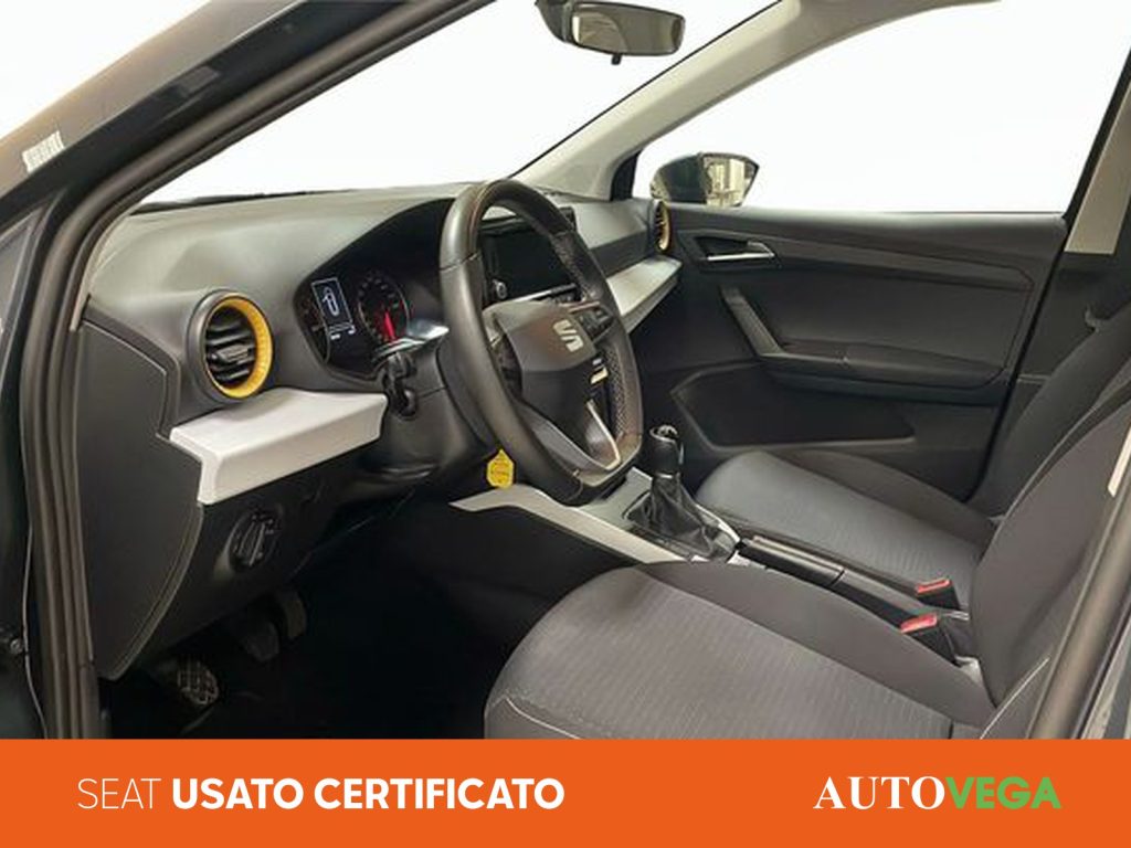 SEAT Arona 1.0 ecotsi style 110cv - 7