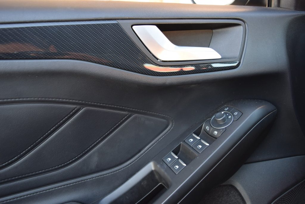 FORD Focus 1.0 EcoBoost Hybrid 5pt ST-Line 125 CV - 18