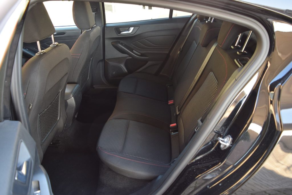 FORD Focus 1.0 EcoBoost Hybrid 5pt ST-Line 125 CV - 14