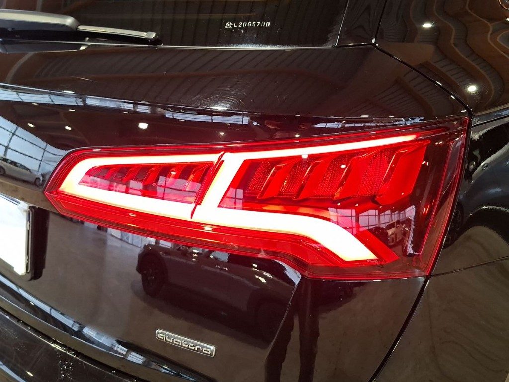 AUDI Q5 50 TFSI e quattro S tronic - 6