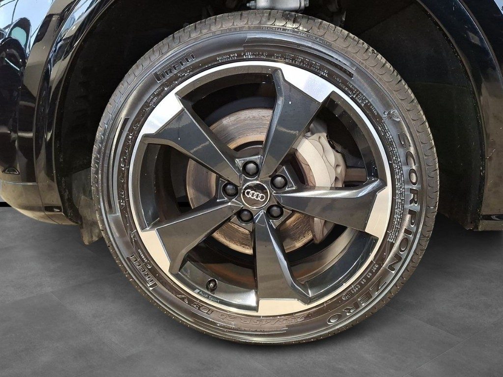 AUDI Q5 50 TFSI e quattro S tronic - 4