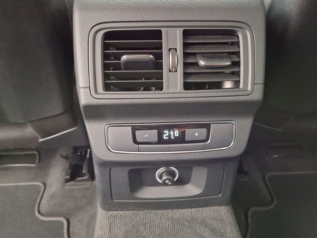 AUDI Q5 50 TFSI e quattro S tronic - 13