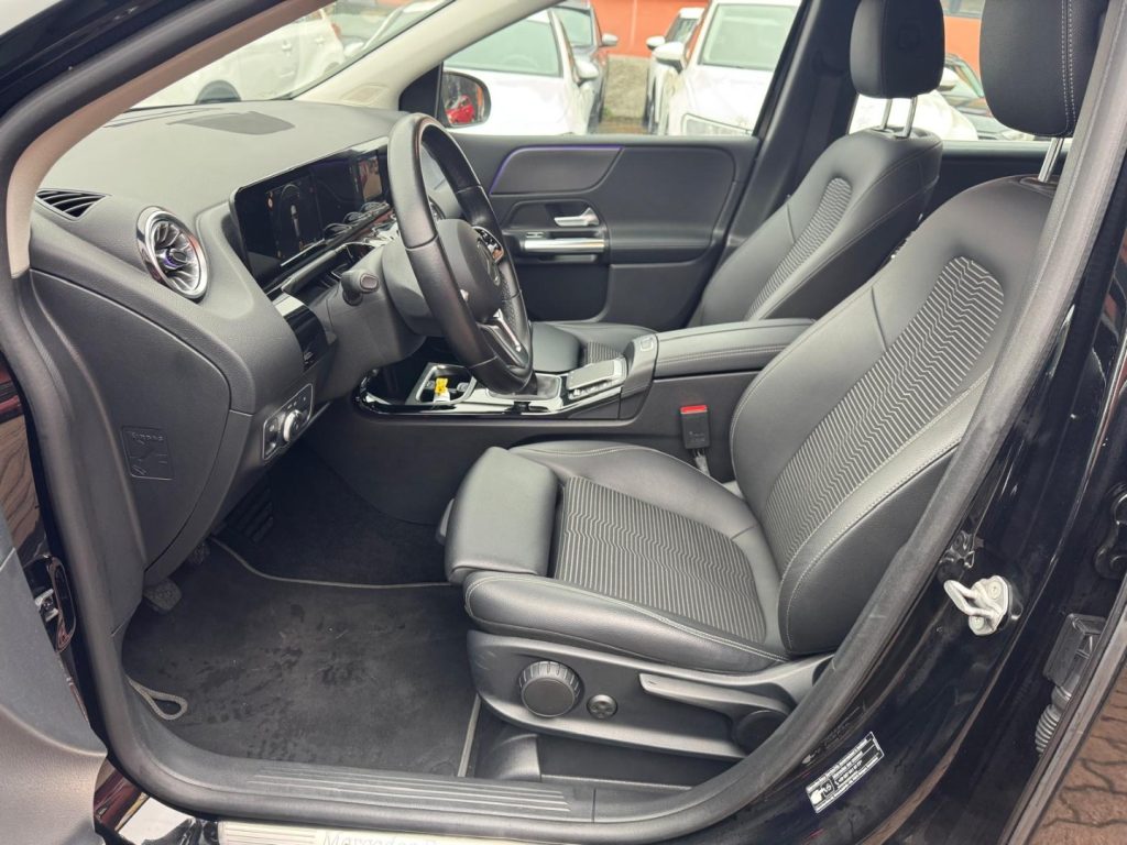 MERCEDES-BENZ B 180 Sport Plus - 13