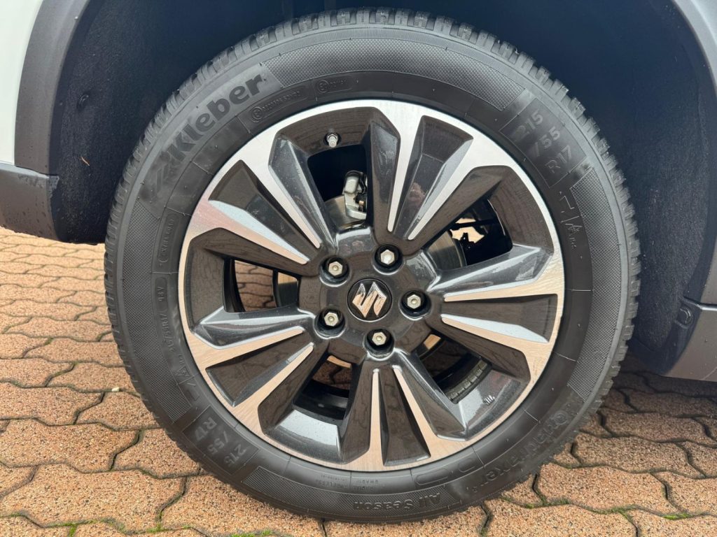 SUZUKI Vitara 1.5 140V Hybrid A/T Starview - 19