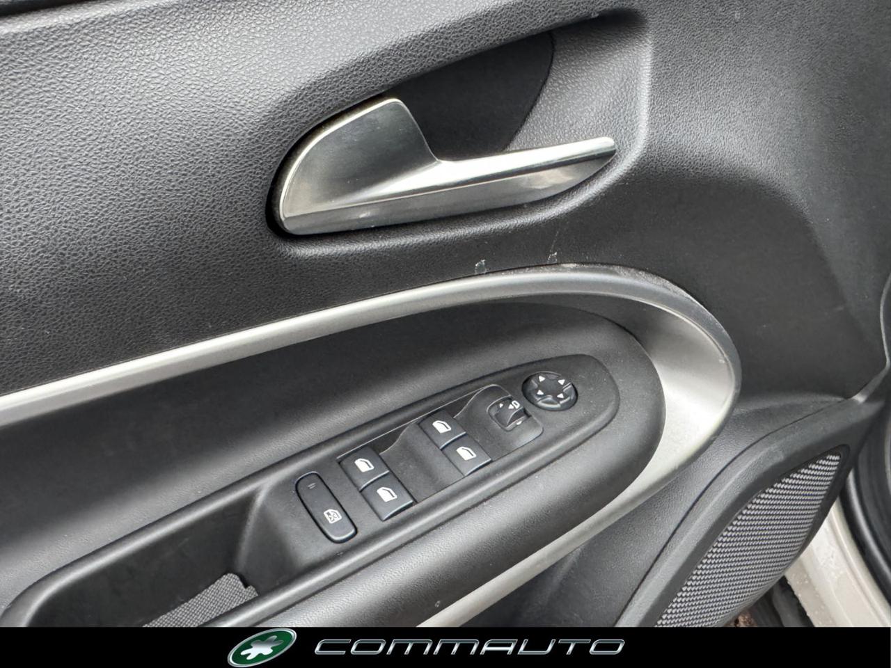 JEEP Avenger 1.2 Turbo 100 CV Summit DCT HYBRID - 13