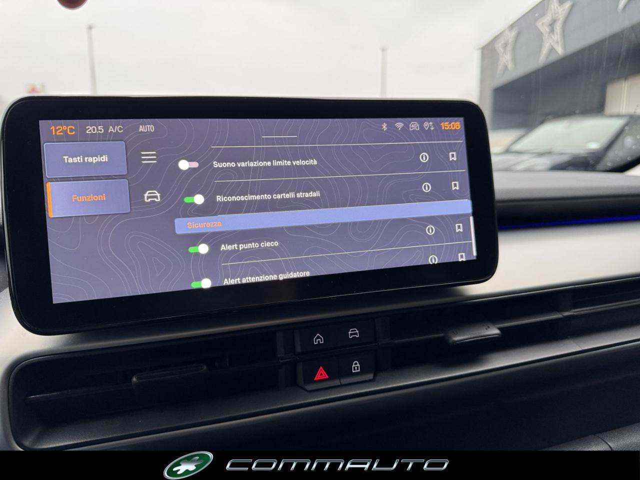 JEEP Avenger 1.2 Turbo 100 CV Summit DCT HYBRID - 24