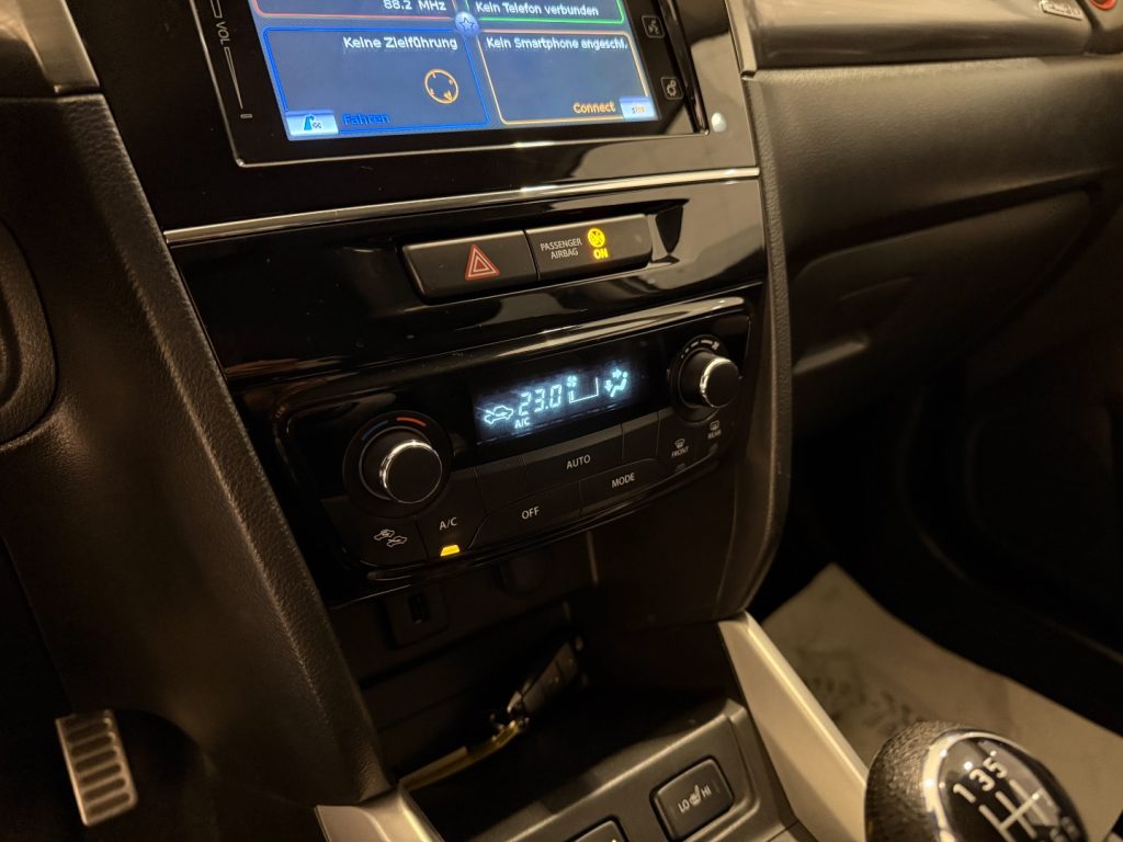 SUZUKI Vitara 1.4 Boosterjet 4WD AllGrip Navi GANCIO Camera - 14