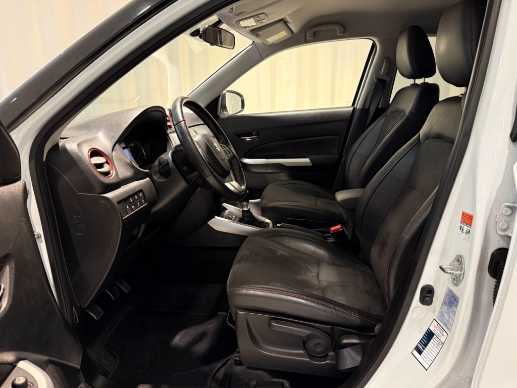 SUZUKI Vitara 1.4 Boosterjet 4WD AllGrip Navi GANCIO Camera - 4