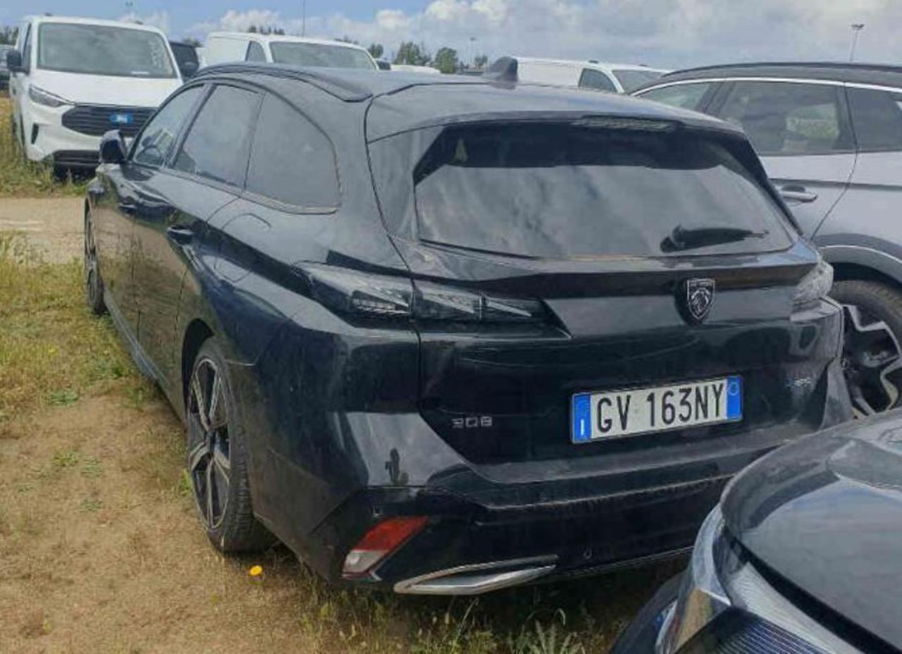 PEUGEOT 308 Plug-in Hybrid 225 e-EAT8 SW GT - 5