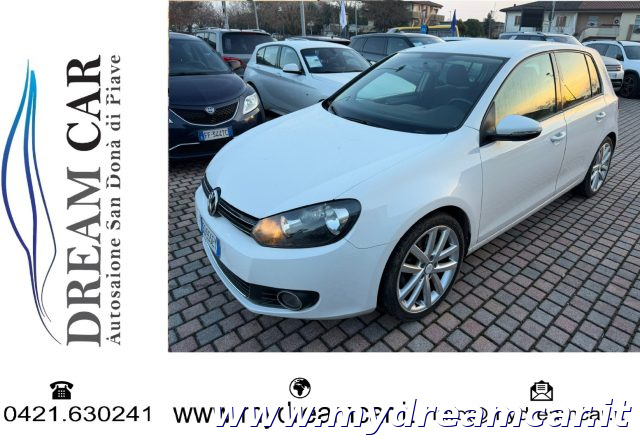 VOLKSWAGEN Golf Bianco metallizzato