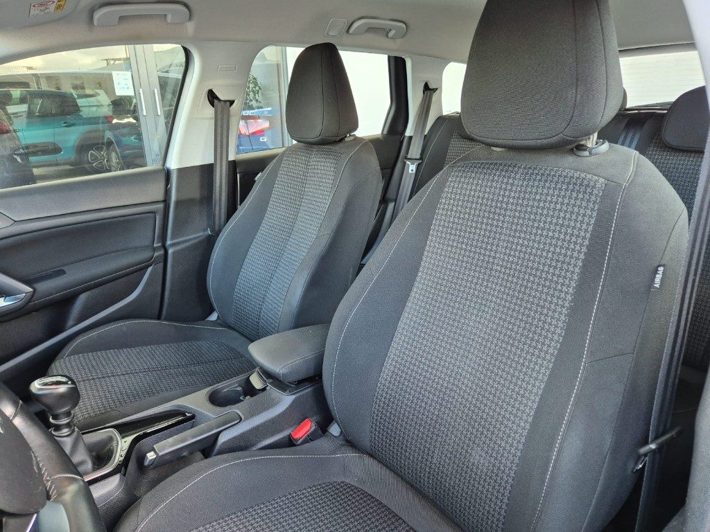 PEUGEOT 308 BlueHDi 130 S&S SW - 7