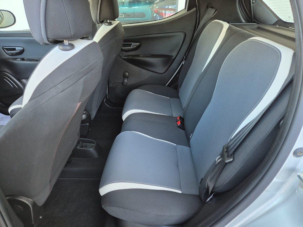 LANCIA Ypsilon 1.2 69 CV 5 porte Gold - 8