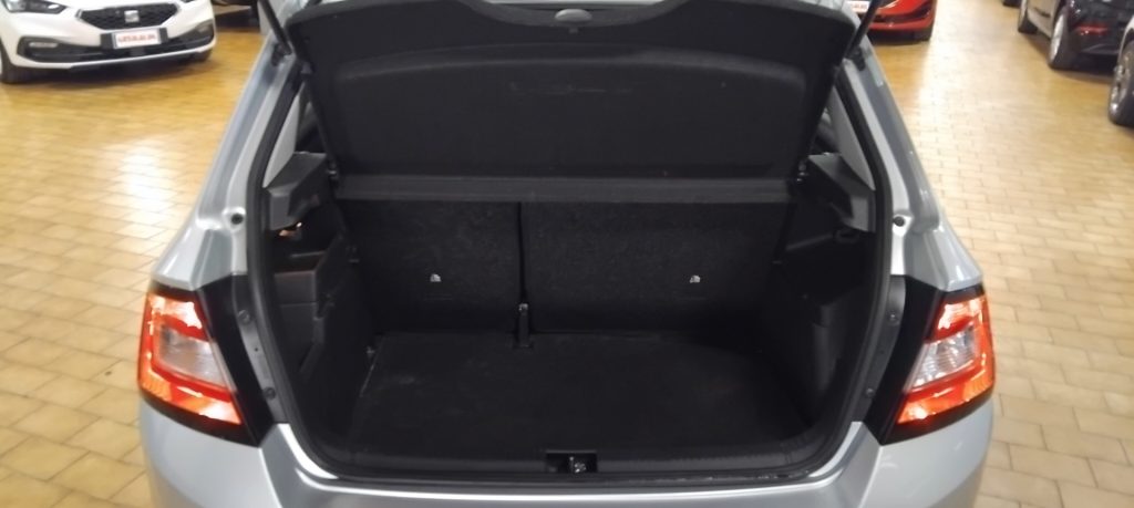 SKODA Fabia 1.0 MPI 75 CV Design Edition - 8