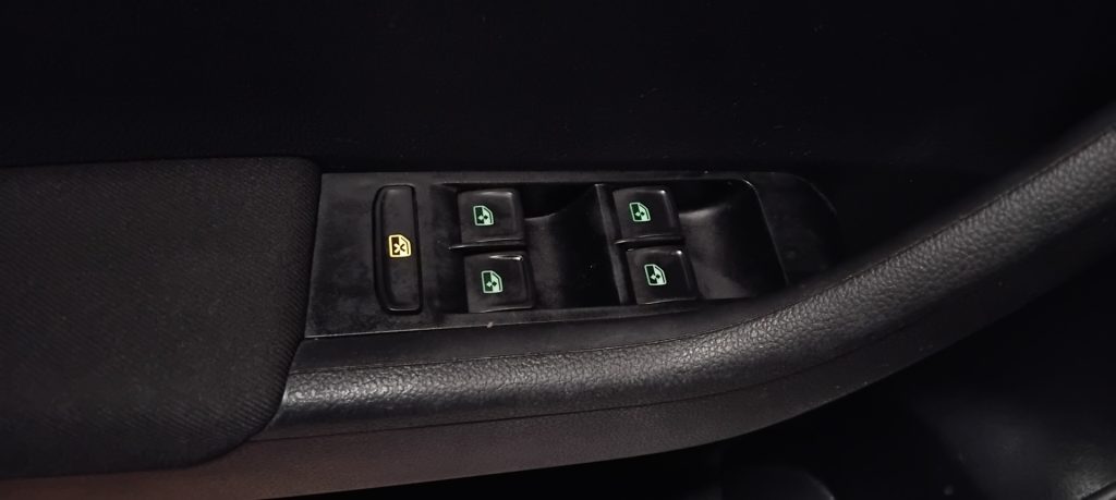 SKODA Fabia 1.0 MPI 75 CV Design Edition - 20