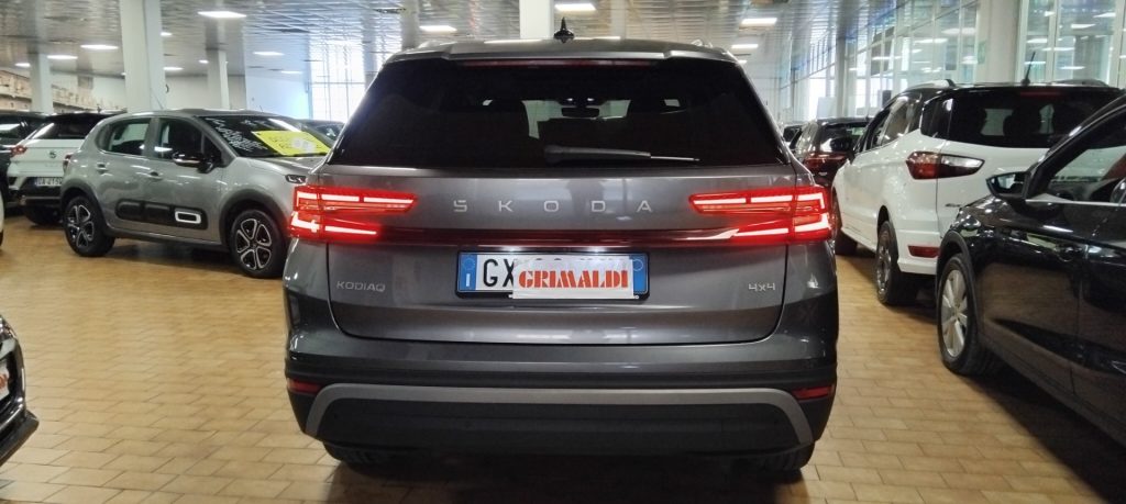 SKODA Kodiaq 2.0 TDI 4x4 DSG Selection Style TETTO PELLE - 4