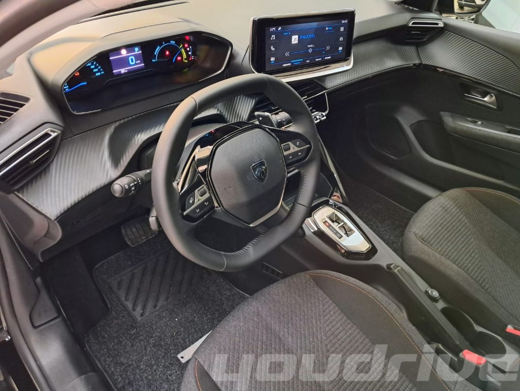 PEUGEOT 208 / Hybrid 110 e-DCS6 Style KM0 - 10