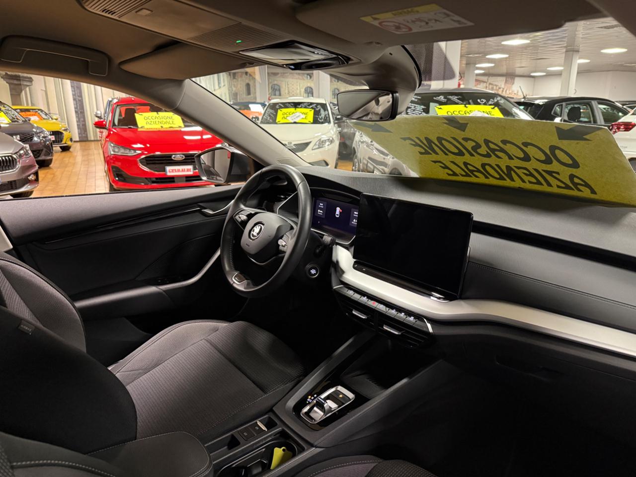 SKODA Octavia 2.0 TDI DSG Wagon Selection executive VIRTUAL - 14