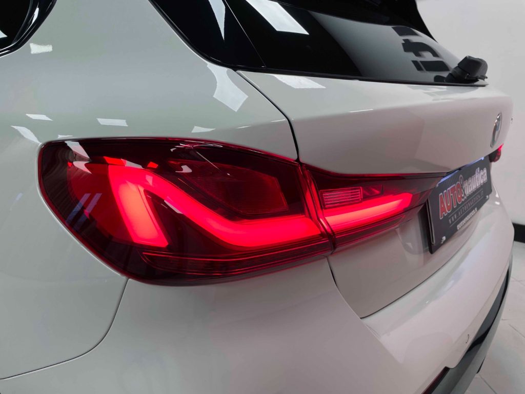 BMW 118 i M-SPORT 140CV AUTO - 13