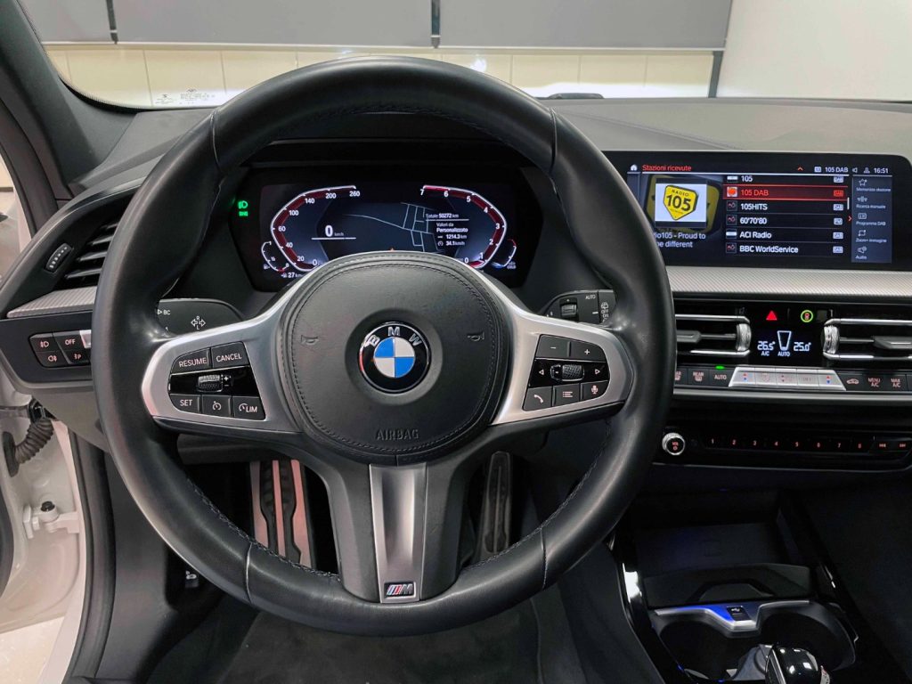 BMW 118 i M-SPORT 140CV AUTO - 20