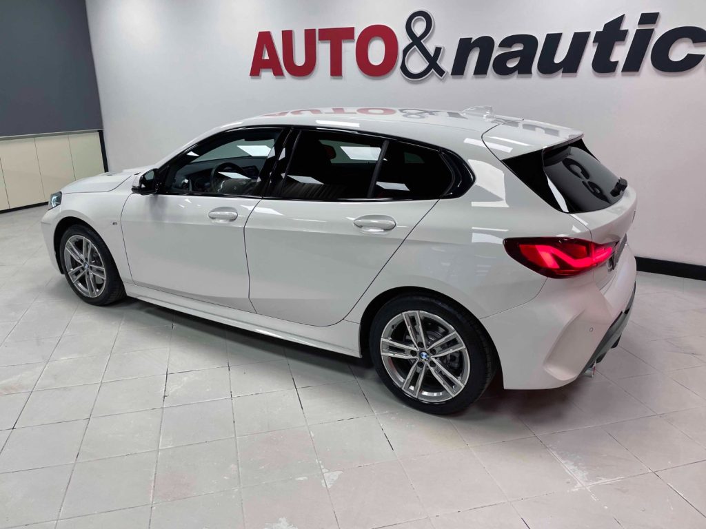 BMW 118 i M-SPORT 140CV AUTO - 36