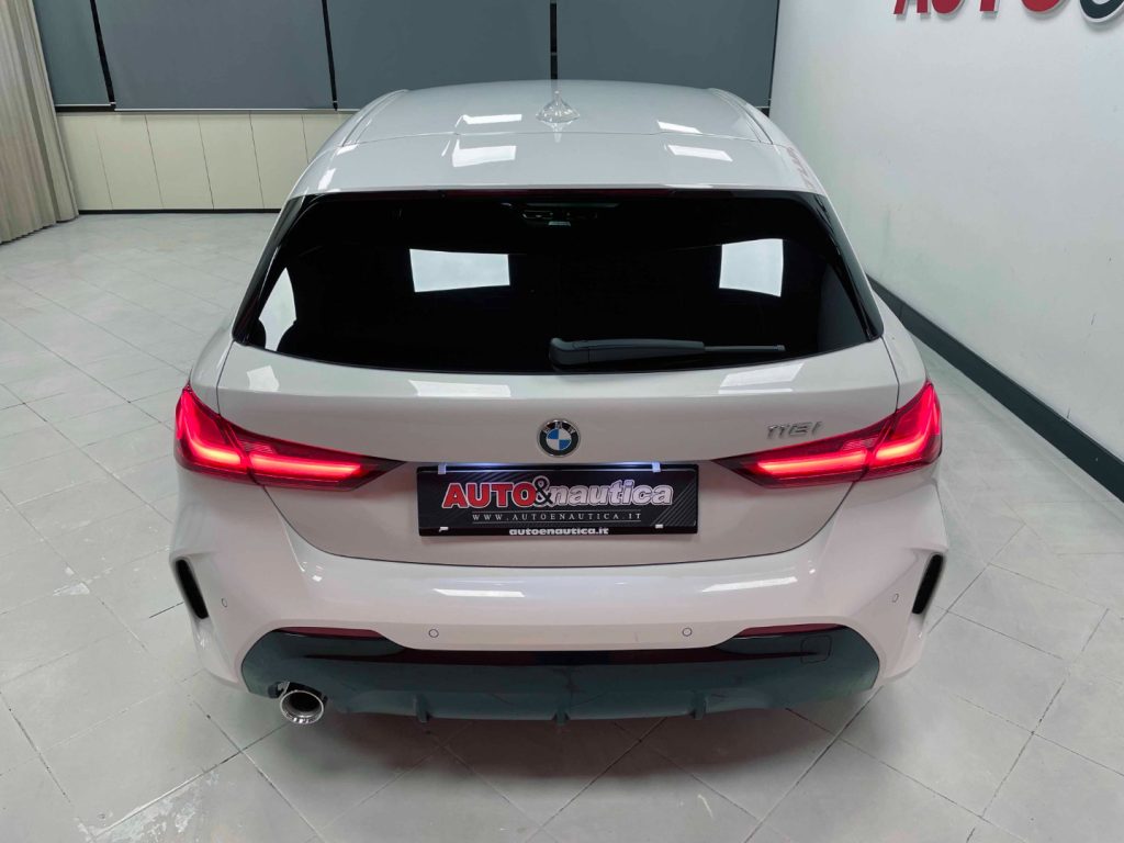 BMW 118 i M-SPORT 140CV AUTO - 38
