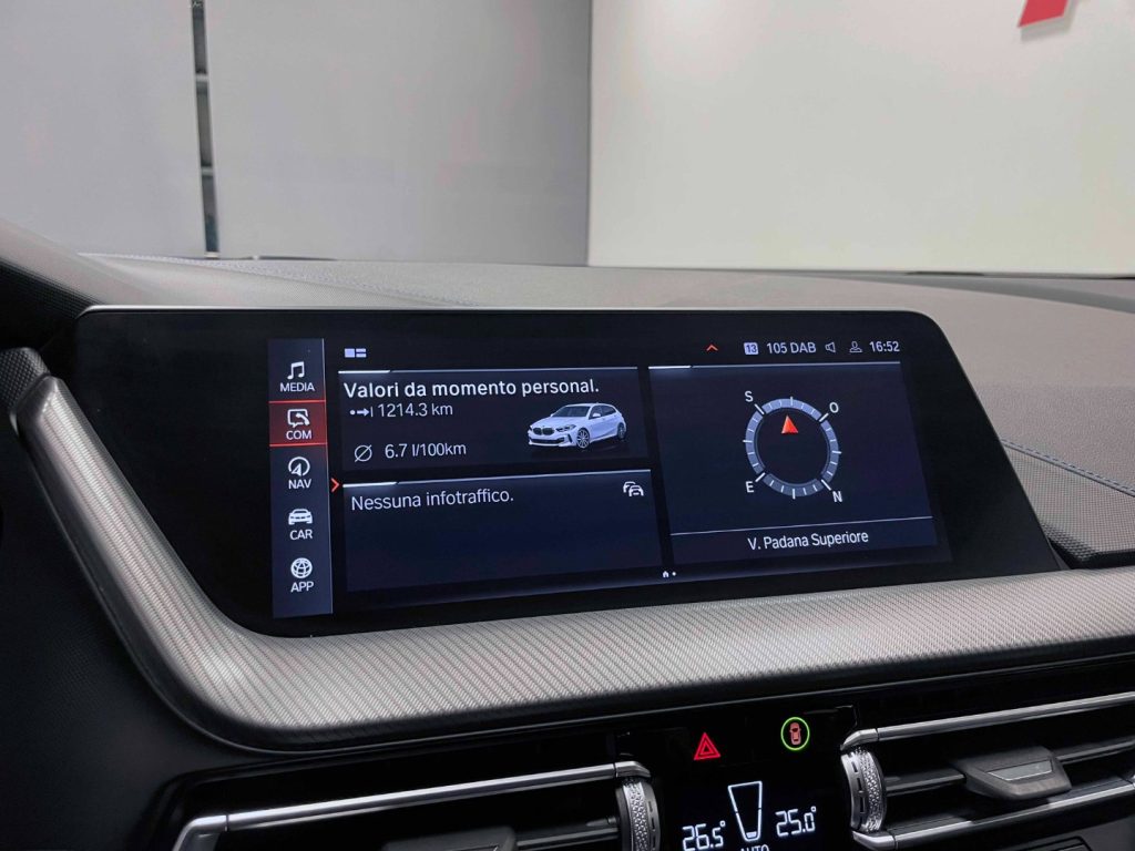 BMW 118 i M-SPORT 140CV AUTO - 44