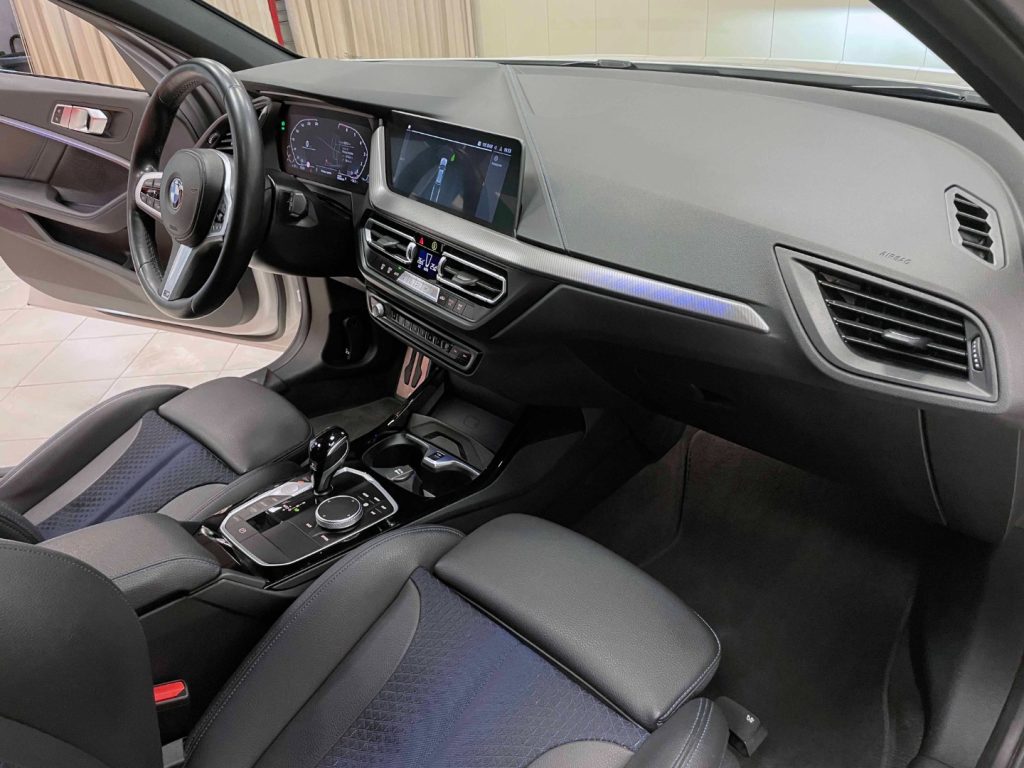 BMW 118 i M-SPORT 140CV AUTO - 51