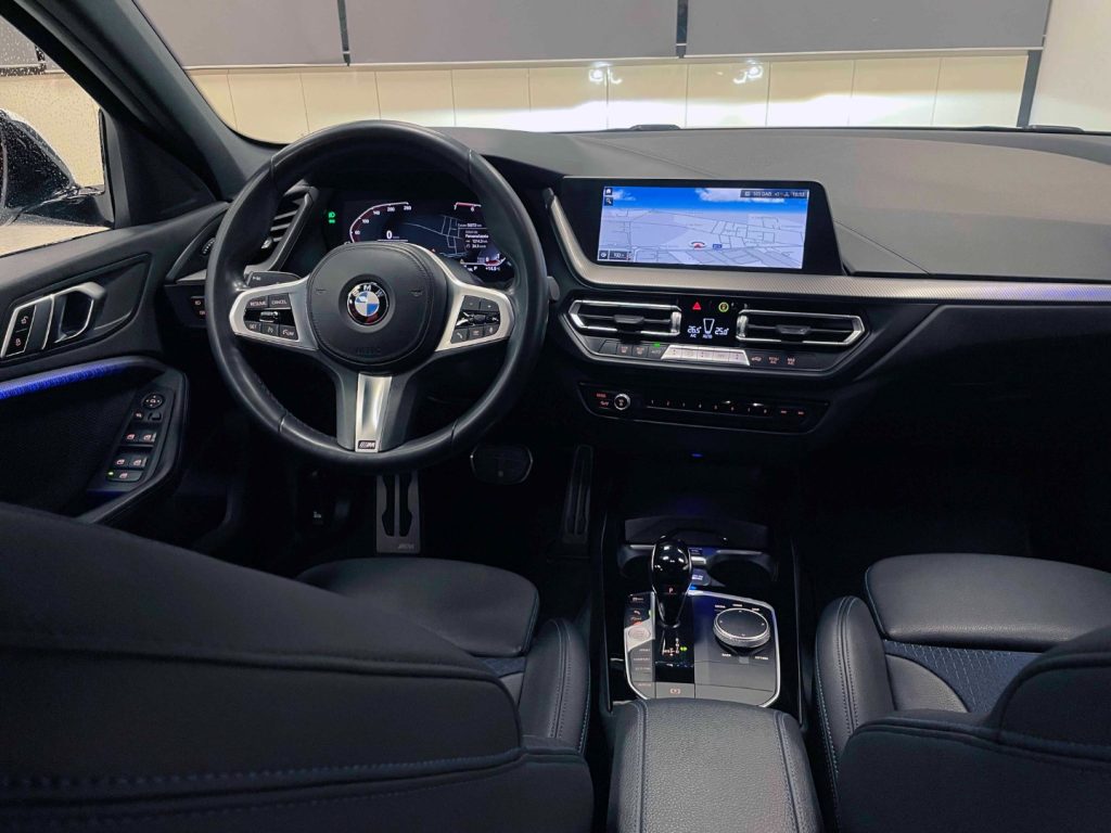 BMW 118 i M-SPORT 140CV AUTO - 56