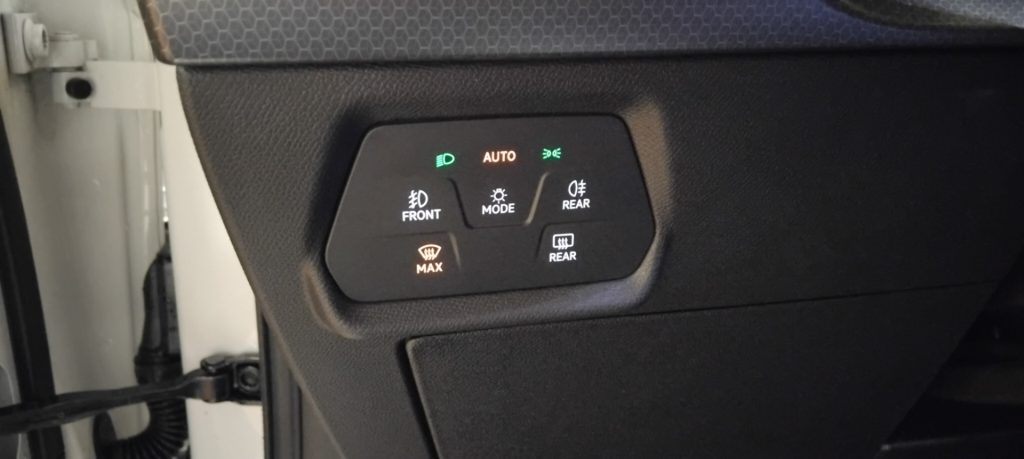 SEAT Leon 2.0 TDI Style LED - 19