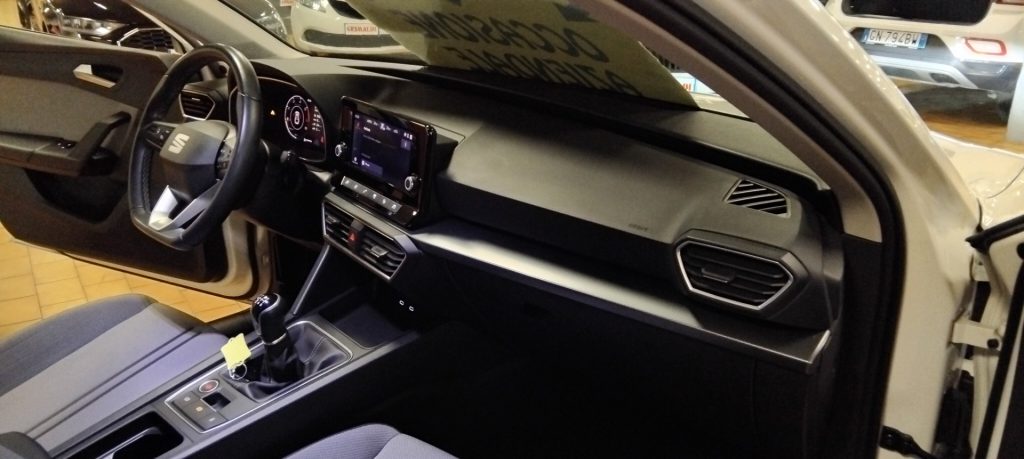 SEAT Leon 2.0 TDI Style LED - 24