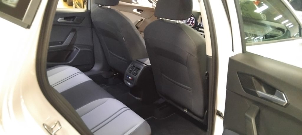 SEAT Leon 2.0 TDI Style LED - 25