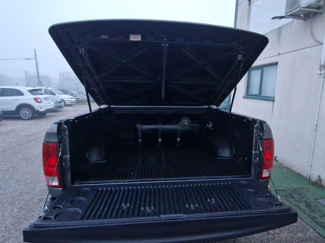 DODGE RAM 1500 Laramie V8 5.7 Hemi GPL GANCIO Traino - 8