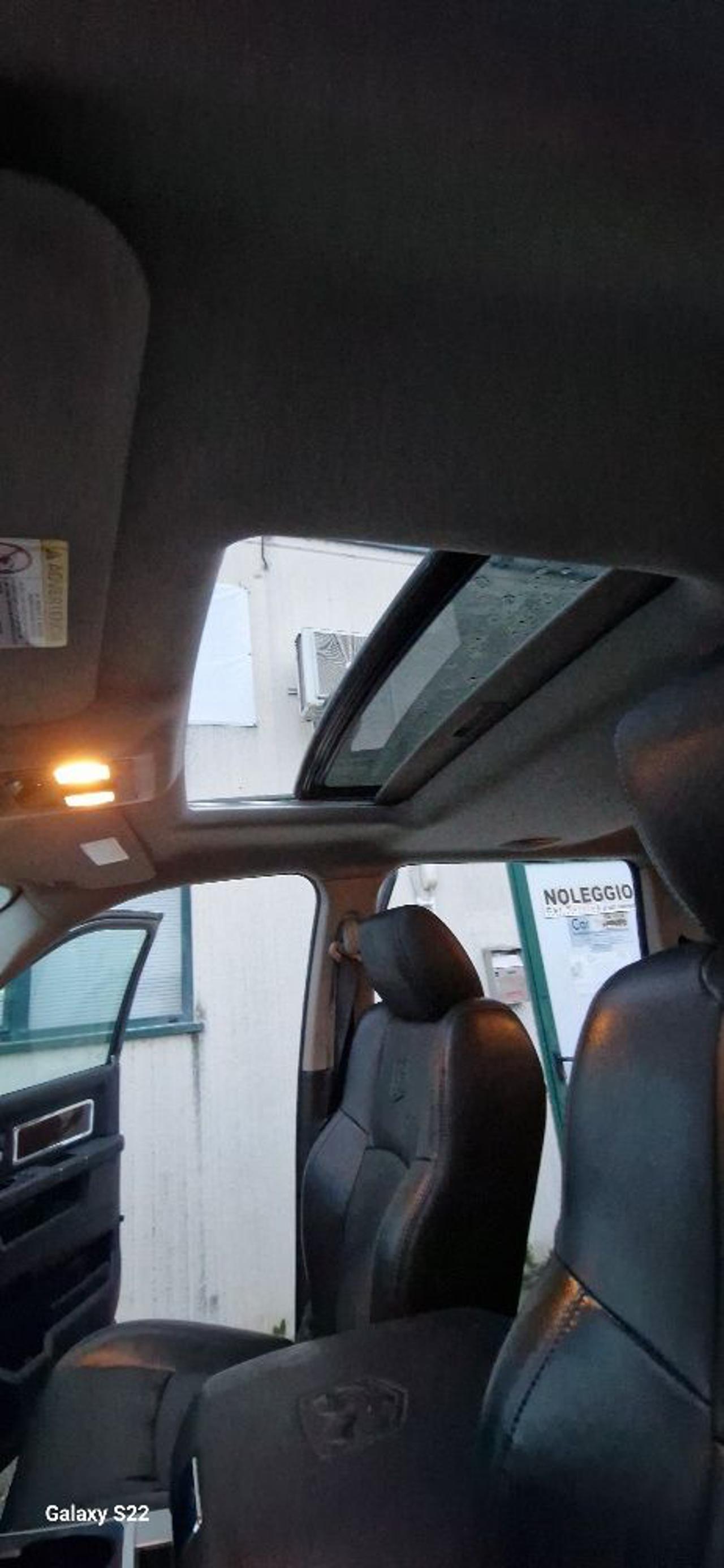 DODGE RAM 1500 Laramie V8 5.7 Hemi GPL GANCIO Traino - 21