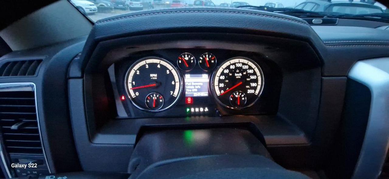 DODGE RAM 1500 Laramie V8 5.7 Hemi GPL GANCIO Traino - 19