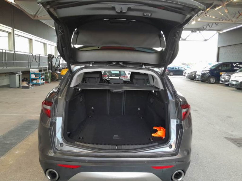 ALFA ROMEO Stelvio 2.2 Turbodiesel 190 CV AT8 Q4 Business - 11
