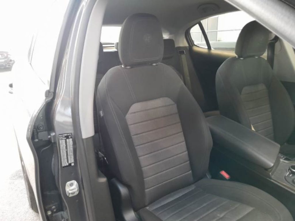 ALFA ROMEO Stelvio 2.2 Turbodiesel 190 CV AT8 Q4 Business - 8